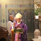 Płock. Msza św. za zmarłych pacjentów hospicjum Caritas