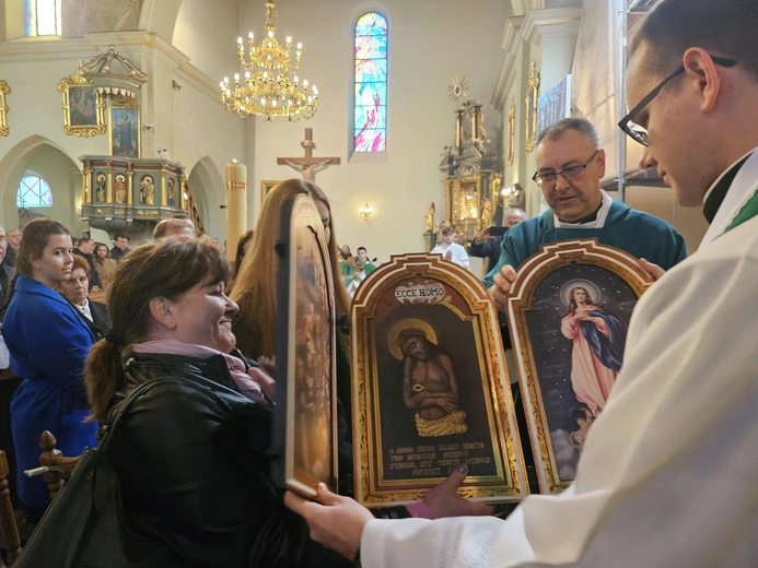Początek peregrynacji Tryptyku Pleśneńskiego