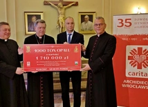 Wrocławska Caritas podarowała 1000 ton opału dla powodzian. "Spełniamy złożoną obietnicę"