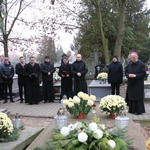 Modlitwa wspólnoty WSD w Radomiu za zmarłych duchownych 