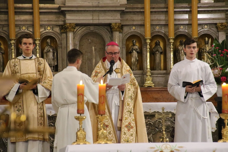 Płock. Nieszpory i medale Benemerenti