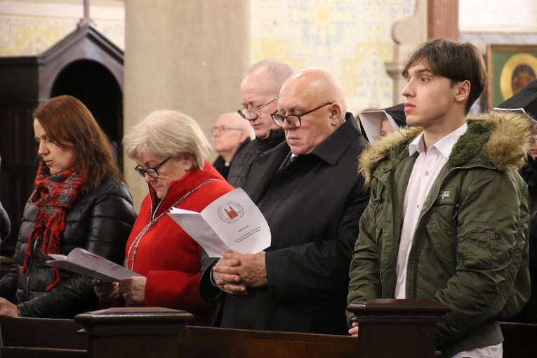 Płock. Nieszpory i medale Benemerenti