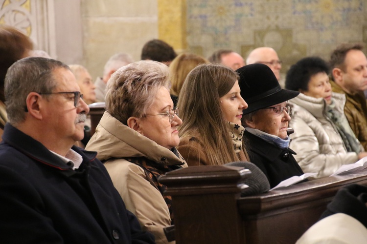 Płock. Nieszpory i medale Benemerenti