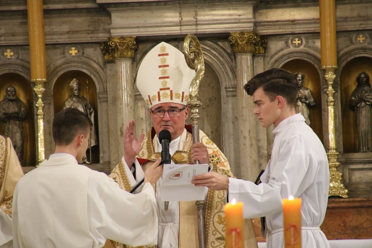 Płock. Nieszpory i medale Benemerenti