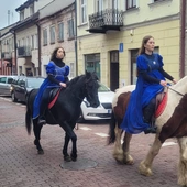 Marsz patriotyczny "Pijarskiej"
