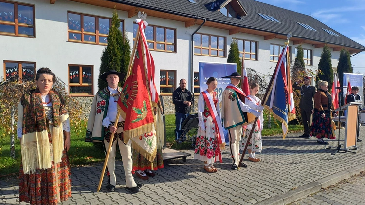 Szkoła w Czarnym Dunajcu od roku nosi imię Legonów Polskich