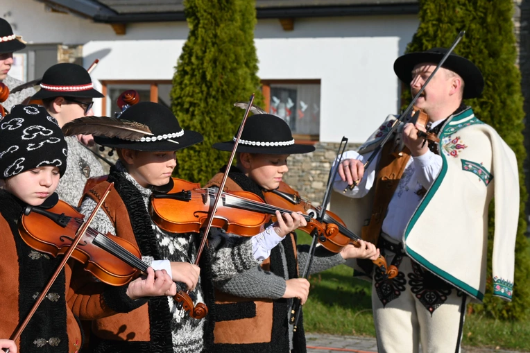 Szkoła w Czarnym Dunajcu od roku nosi imię Legonów Polskich