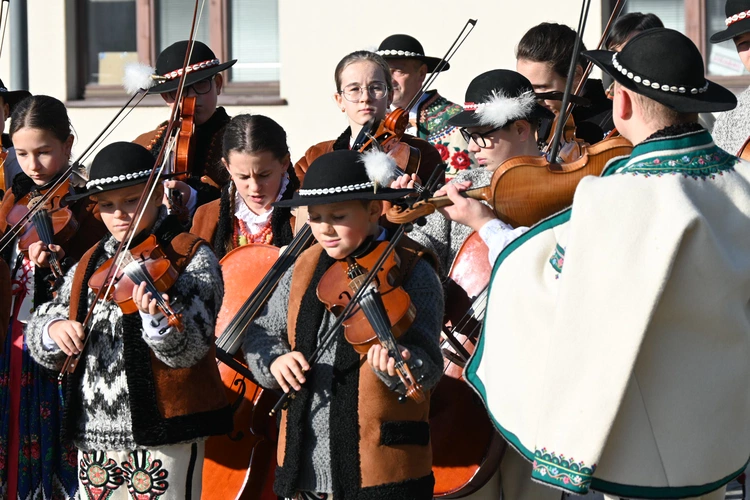 Szkoła w Czarnym Dunajcu od roku nosi imię Legonów Polskich