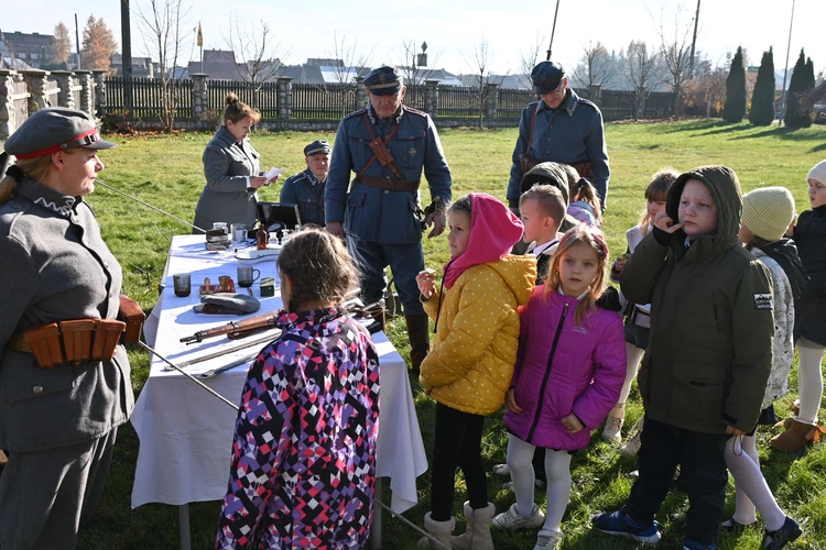 Szkoła w Czarnym Dunajcu od roku nosi imię Legonów Polskich
