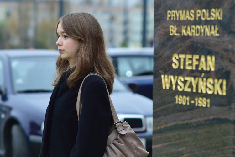 Olsztyn. Poświęcenie popiersia bł. Stefana Wyszyńskiego