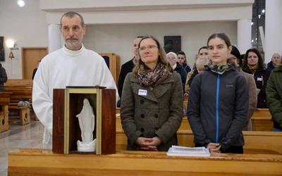 Ruch Światło-Życie rozpoczął peregrynację figury Niepokalanej Matki Kościoła