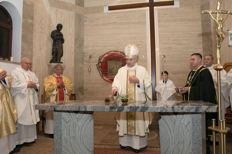 Poświęcenie kościoła w Siemianicach