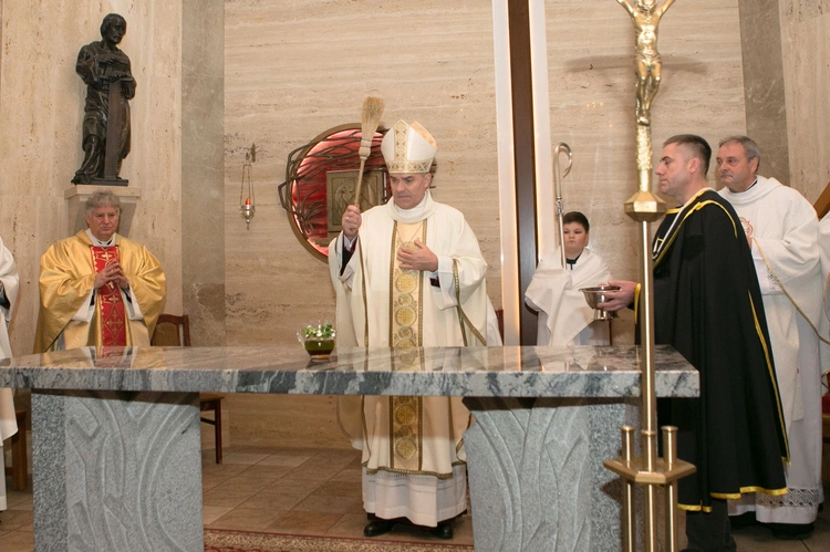 Poświęcenie kościoła w Siemianicach