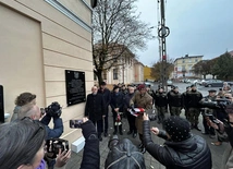 W Łęczycy odsłonięto tablicę pamięci żołnierzy 2. Batalionu 1. Pułku Piechoty Legionów Polskich.