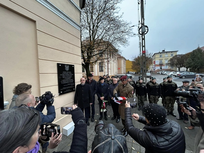 W Łęczycy odsłonięto tablicę pamięci żołnierzy 2. Batalionu 1. Pułku Piechoty Legionów Polskich.