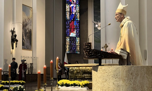 Abp Galbas: budujmy świeckie państwo oparte na szacunku dla wartości chrześcijańskich
