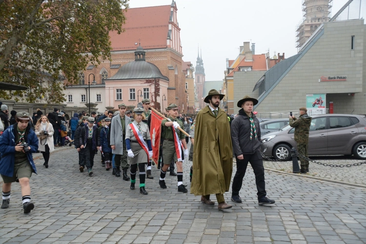 Przemarsz w Święto Niepodległości w Opolu