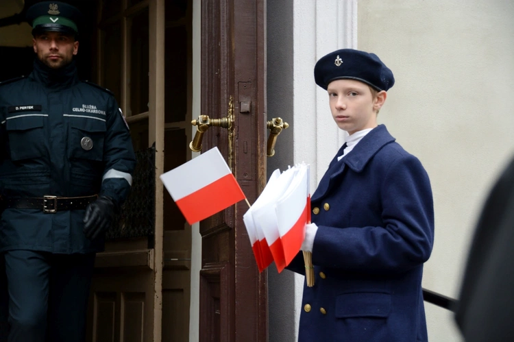 Przemarsz w Święto Niepodległości w Opolu