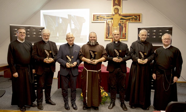 Ks. prof. Szymik wśród laureatów nagrody HOMO DEI „Pro Redemptione”