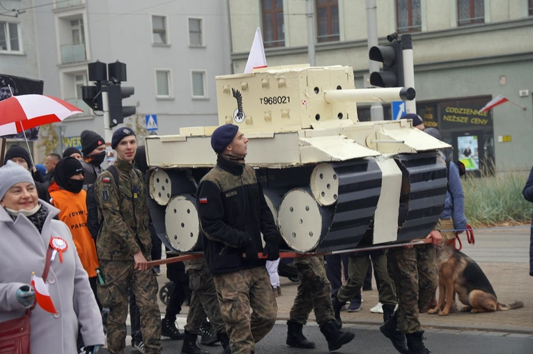 Radosna Parada Niepodległości we Wrocławiu