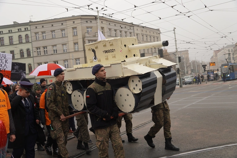 Radosna Parada Niepodległości we Wrocławiu