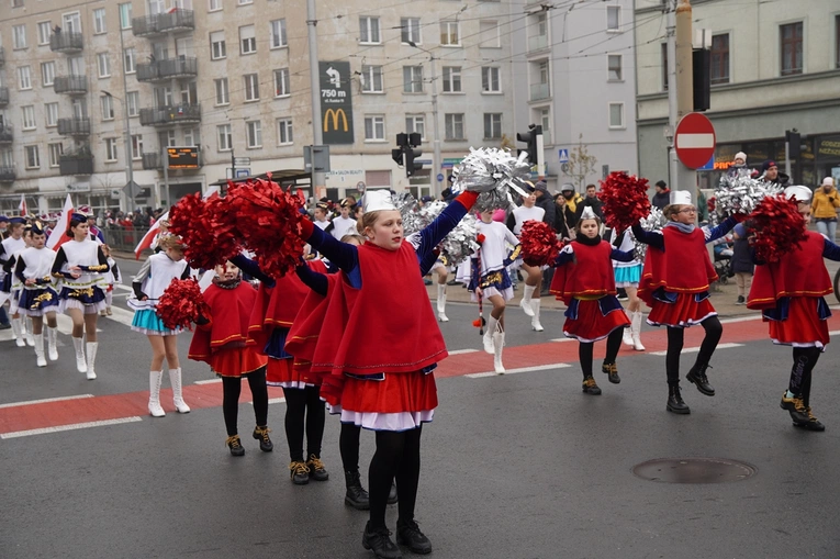 Radosna Parada Niepodległości we Wrocławiu
