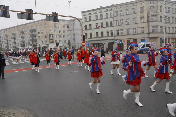 Radosna Parada Niepodległości we Wrocławiu