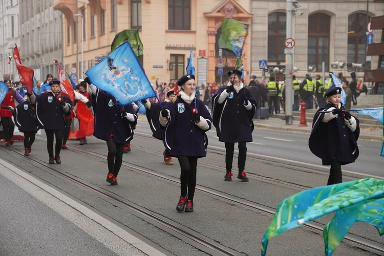Radosna Parada Niepodległości we Wrocławiu