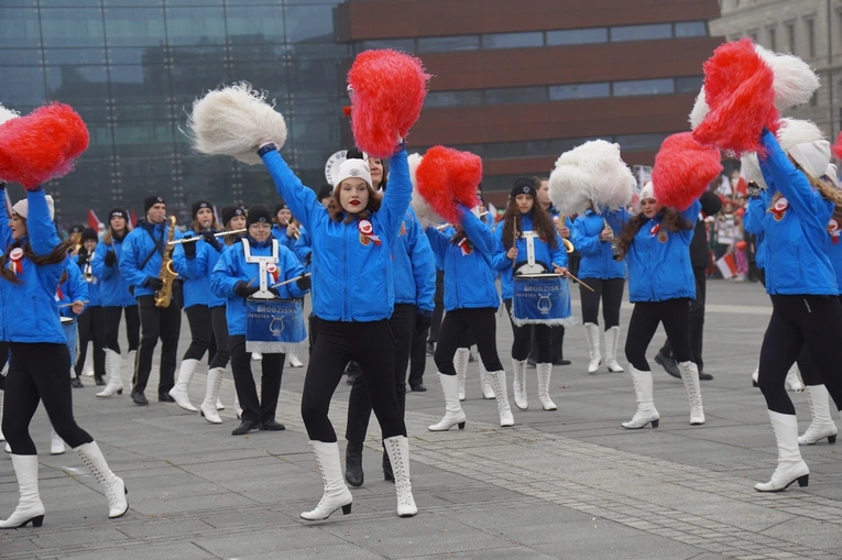 Radosna Parada Niepodległości we Wrocławiu