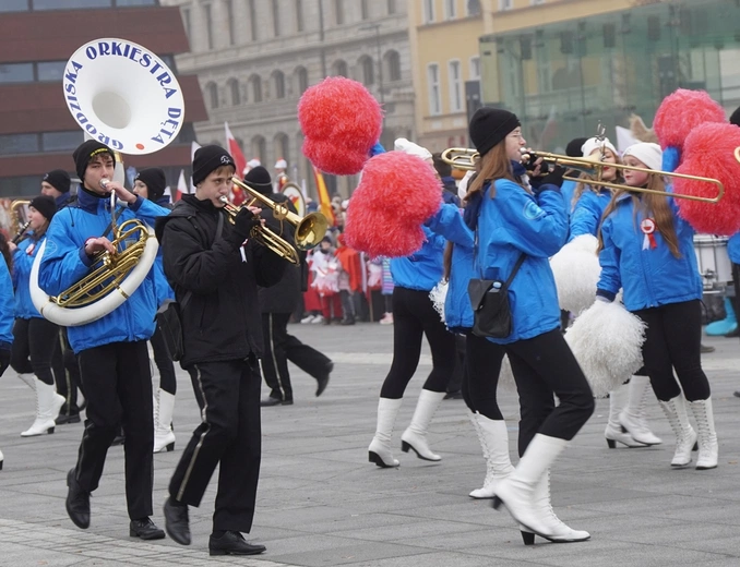 Radosna Parada Niepodległości we Wrocławiu