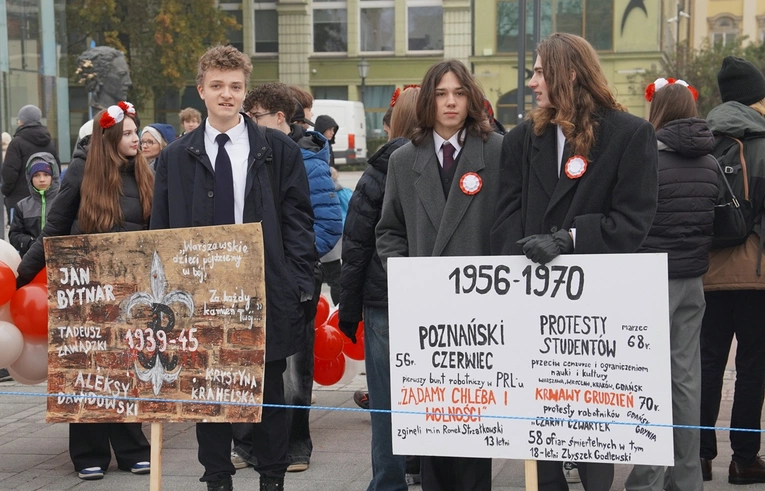 Radosna Parada Niepodległości we Wrocławiu