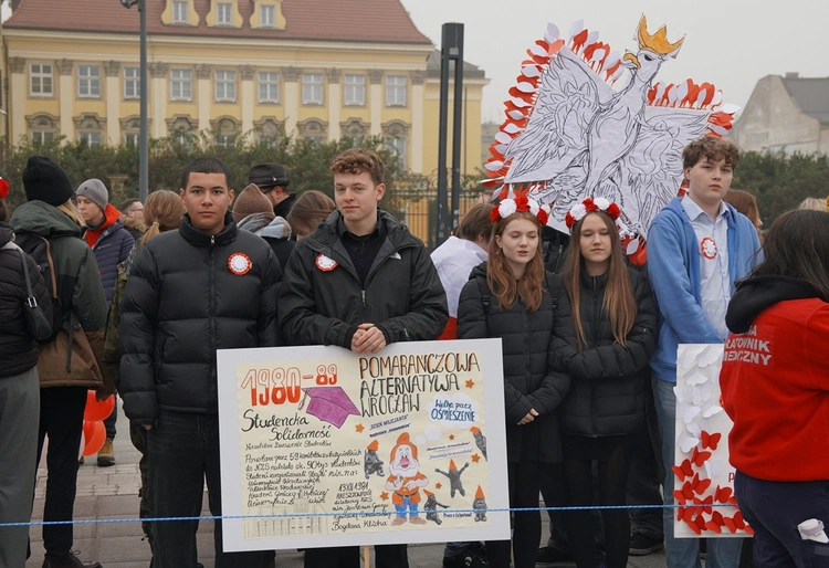 Radosna Parada Niepodległości we Wrocławiu