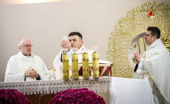 Relikwie św. Andrzeja Boboli w parafii NMP Królowej Polski w Pionkach