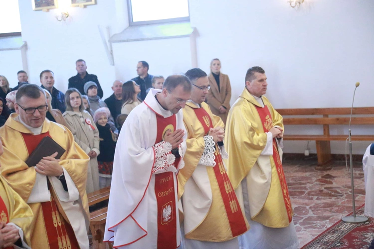 Poświęcenie obelisku i tablicy w Gródku nad Dunajcem