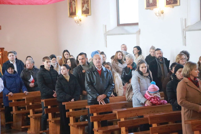 Poświęcenie obelisku i tablicy w Gródku nad Dunajcem