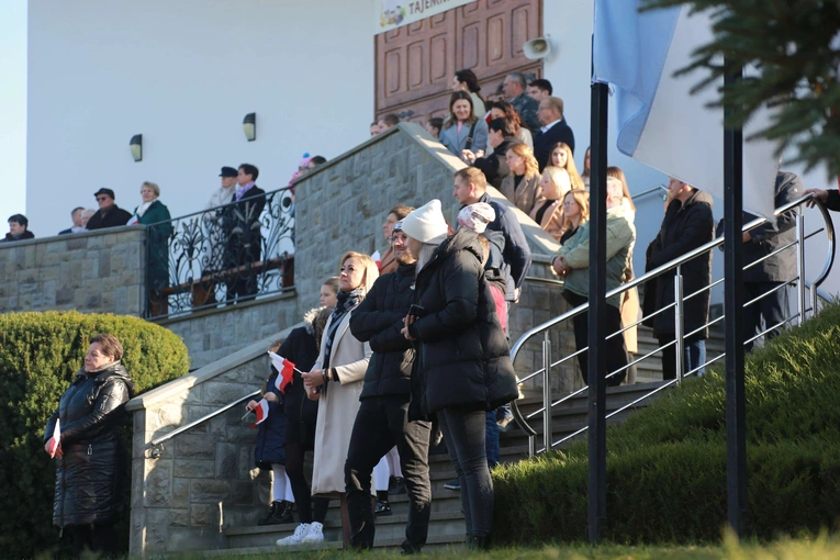Poświęcenie obelisku i tablicy w Gródku nad Dunajcem