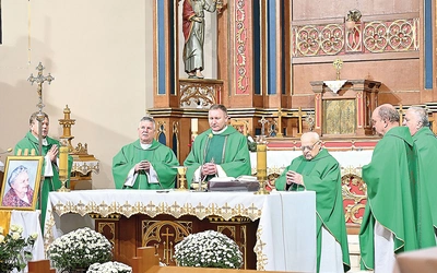 W czasie Mszy św. eksponowano portret gdańszczanki.