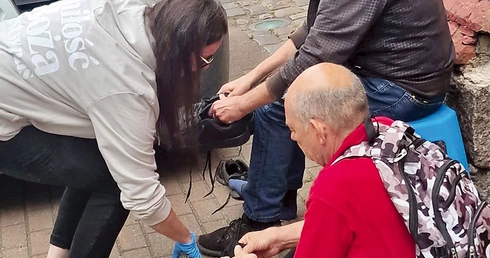 …oraz wymianę starej odzieży na nową.