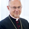 Bp Sławomir Oder chce, by również w diecezji gliwickiej relacje były kształtowane w duchu synodalnym.