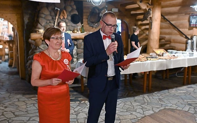 Mirosława i Roman Jadachowie z Pszenna w czasie zeszłorocznego świętowania.