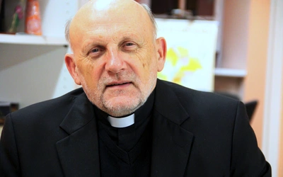 Babuszki egzaminowały z katechizmu administratora apostolskiego