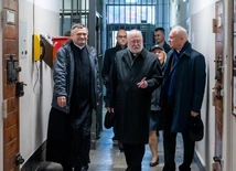 KUL: szef watykańskiej dyplomacji spotkał się z więźniami studiującymi w Areszcie w Lublinie