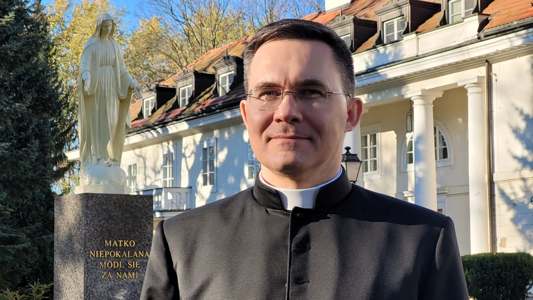 Sprostowanie. Chodzi o zawołanie biskupie ks. Tomasza Sztajerwalda
