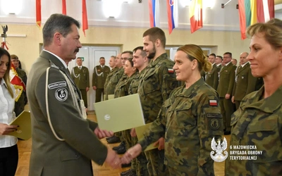 Żołnierze 6MBOT odznaczeni za zasługi