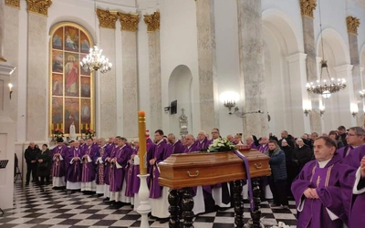 Pożegnanie ks. Stanisława Tujaka