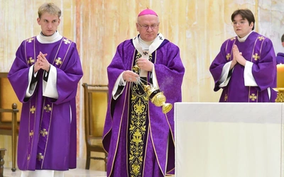 Msza św. za zmarłych ze społeczności Hosianum