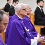 Msza św. za zmarłych ze społeczności Hosianum