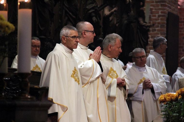 Rocznica poświęcenia katedry i 35-lecie Caritas Archidiecezji Wrocławskiej