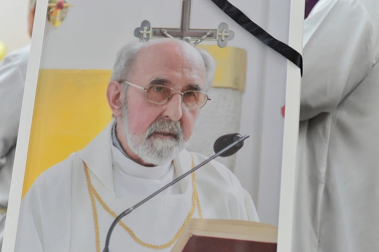 Szczytno. Pogrzeb śp. ks. Lecha Lachowicza
