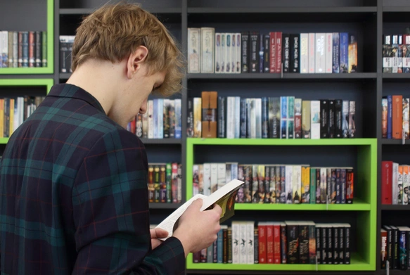 Papież przypomina o decydującej roli bibliotek